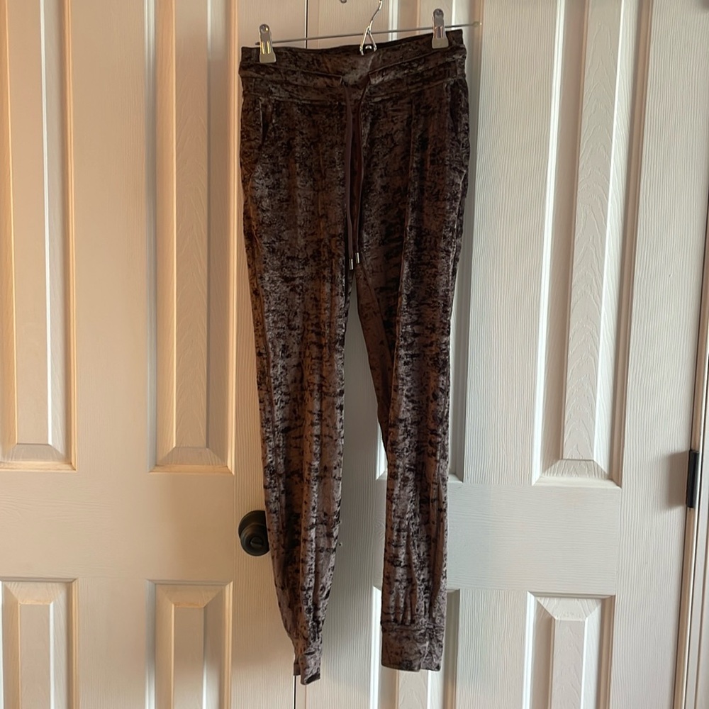 Lululemon Crushed Velvet Joggers, Size 4